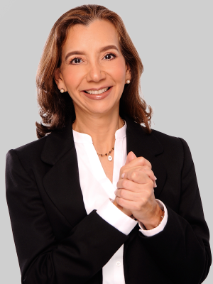 <b>Aura Marina Arguello</b><br>Compliance Manager